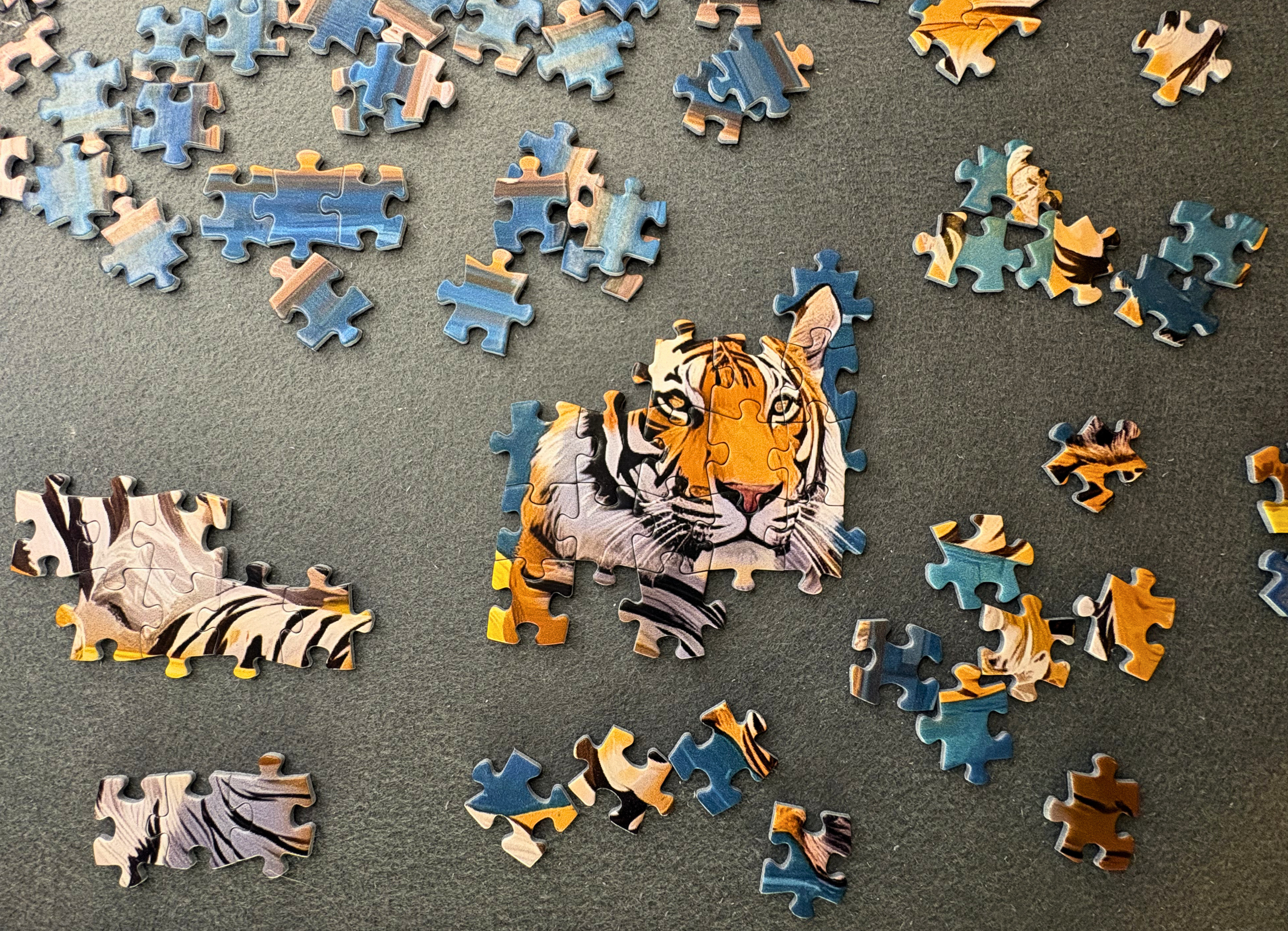 Banana Float 1000 Piece Jigsaw Puzzle
